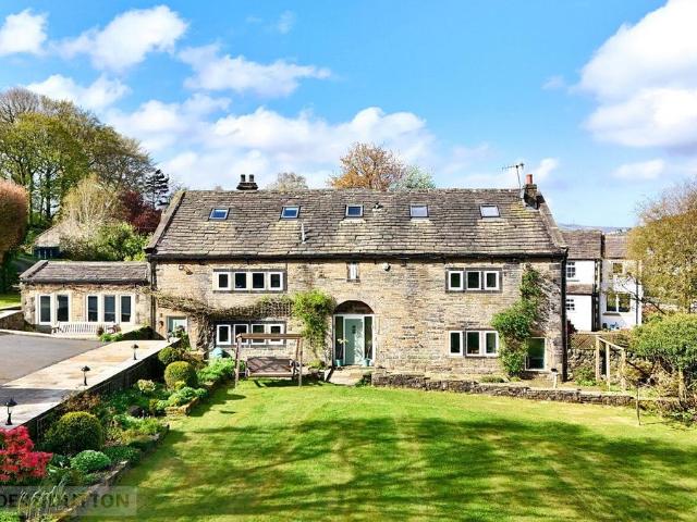 House for sale in Ripponden, West Yorkshire