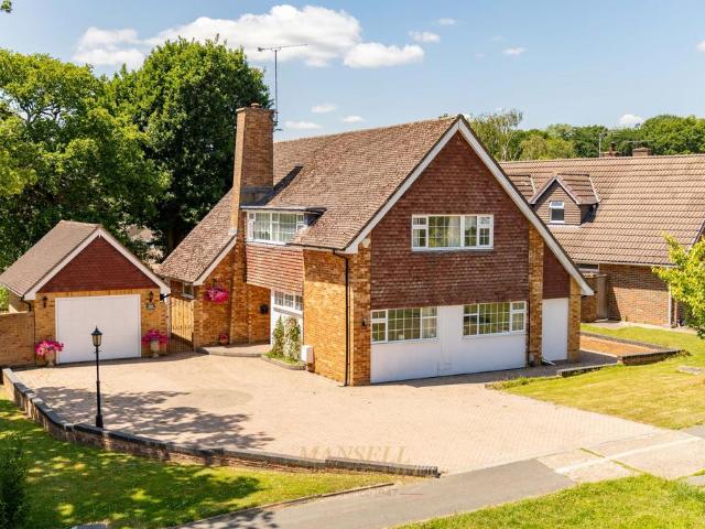House for sale in Glynde, West Sussex