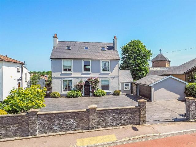 House for sale in Spring Vale, Hampshire