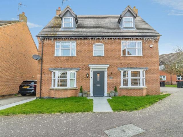House for sale in Monkston Park, Milton Keynes
