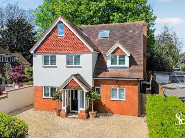 House for sale in Lunnon, Buckinghamshire