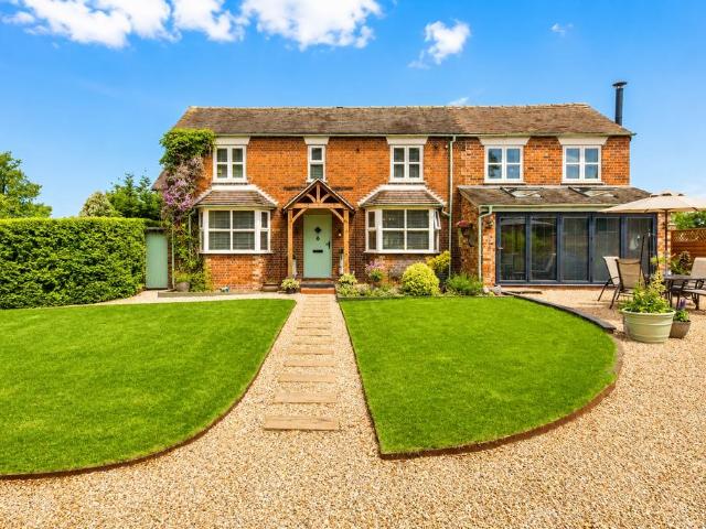 House for sale in Brereton Green