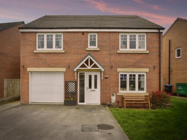 House for sale in Killinghall, North Yorkshire