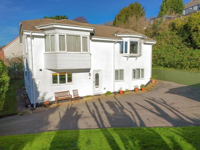 House for sale in Foxhole, Livermead