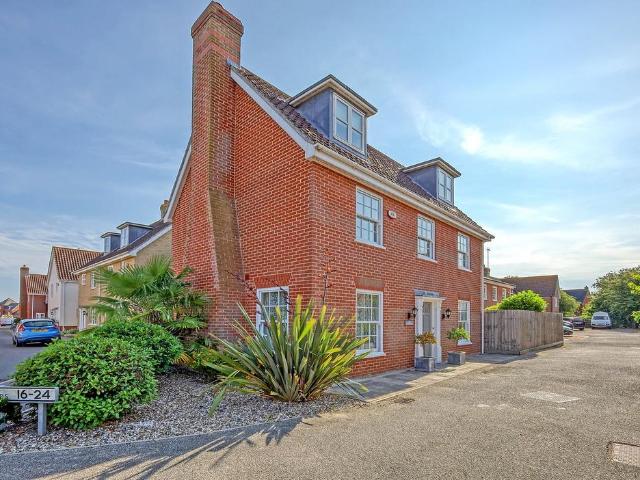 House for sale in Eastbridge, Suffolk