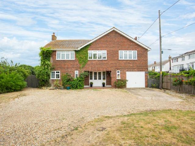 House for sale in Oad Street, Kent