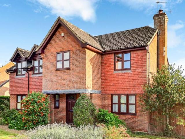 House for sale in Weston Turville