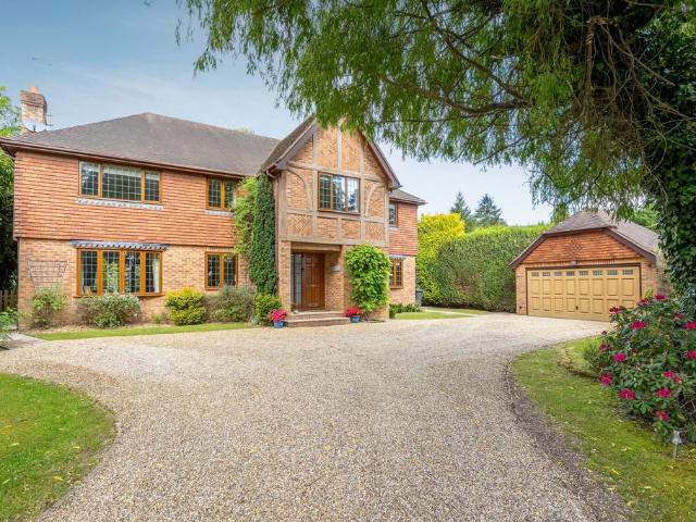 House for sale in Sunningdale