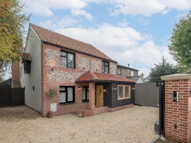 House for sale in Arrington, Cambridgeshire