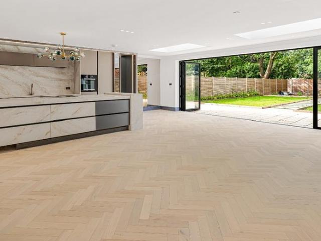 House for sale in Greater London