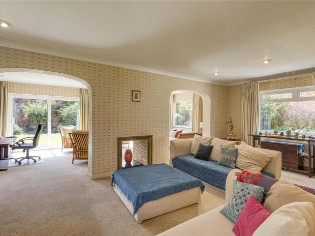 House for sale in Greater London