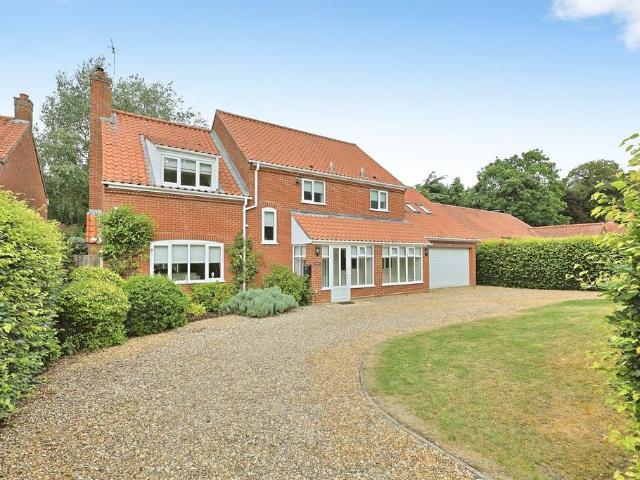 House for sale in East Tuddenham, Norfolk