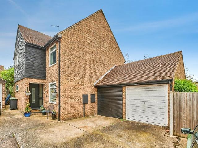 House for sale in Duton Hill, Essex