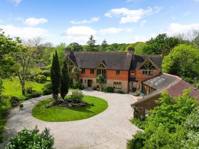 House for sale in Horsham, West Sussex