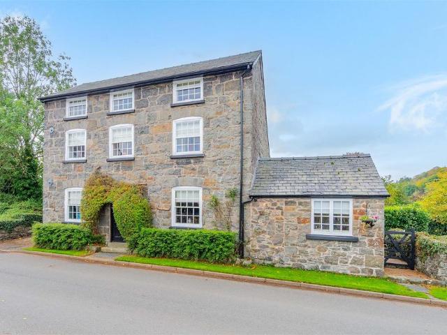 House for sale in Meifod, Wales