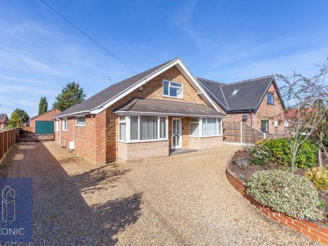House for sale in Crostwick, Norfolk