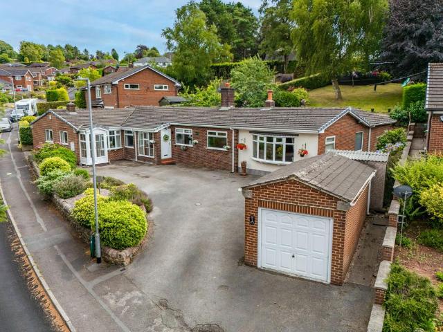 House for sale in Kingsley Moor, Staffordshire