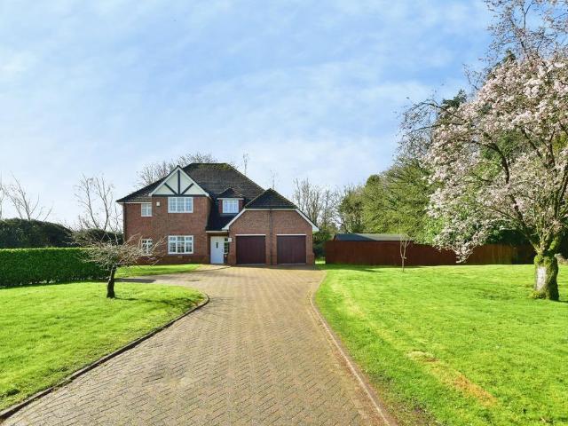House for sale in Baswich, Staffordshire
