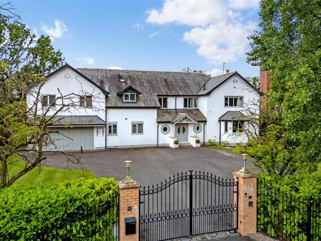 House for sale in Trafford Park, Greater Manchester