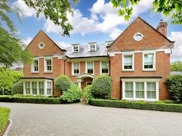 House for sale in Beaconsfield, Forty Green