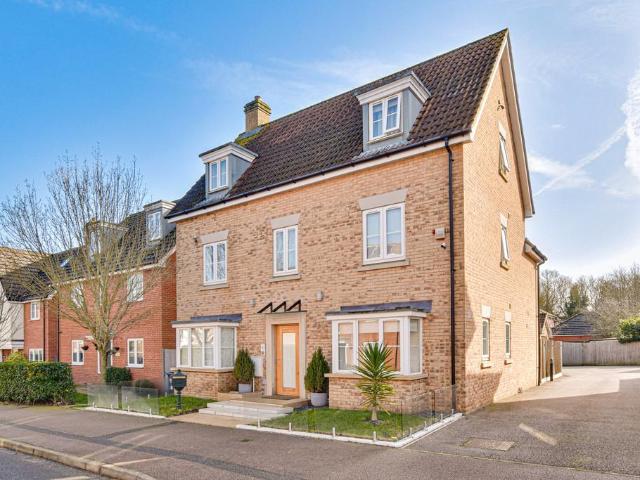 House for sale in Little Canfield, Duton Hill