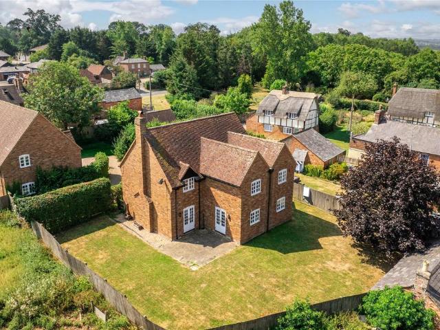House for sale in Swanbourne, Buckinghamshire