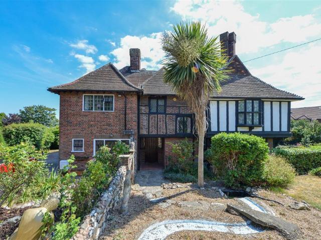 House for sale in Acol, Kent