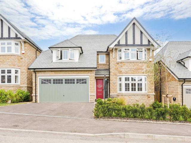House for sale in Saddleworth, Pendock