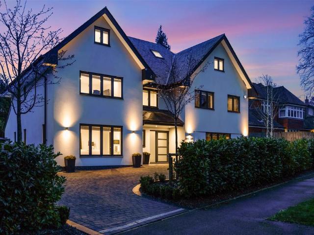 House for sale in Red Hill, Surrey