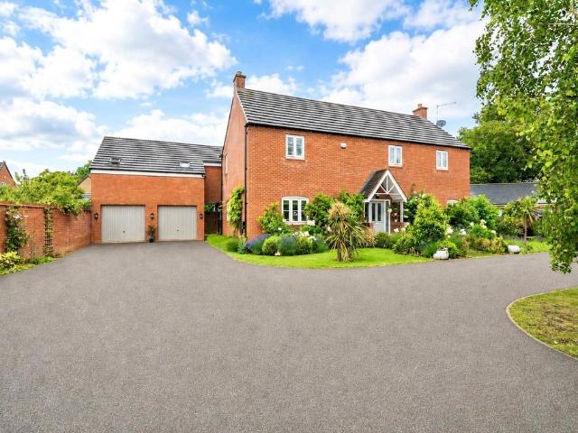 House for sale in Bugbrooke