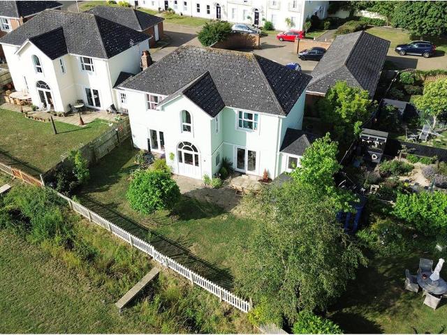House for sale in Watermead, Buckinghamshire