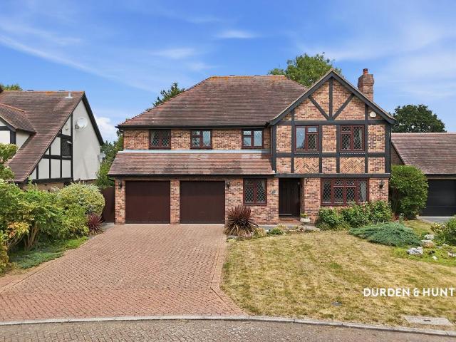House for sale in Emerson Park, Greater London
