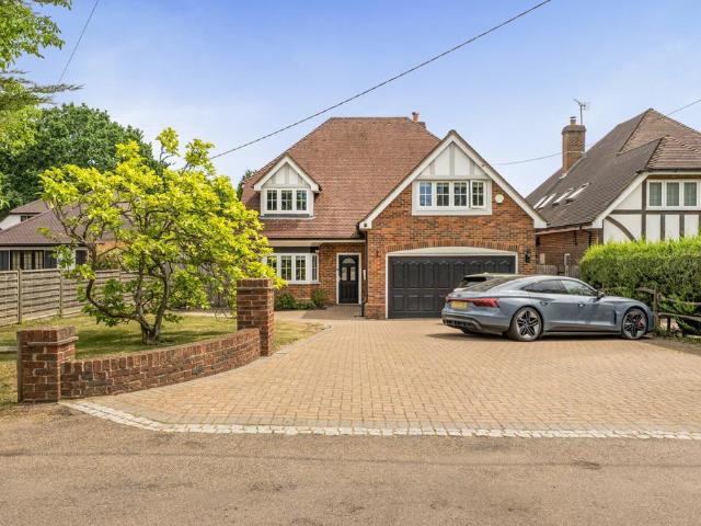 House for sale in Badger's Mount, The Butts