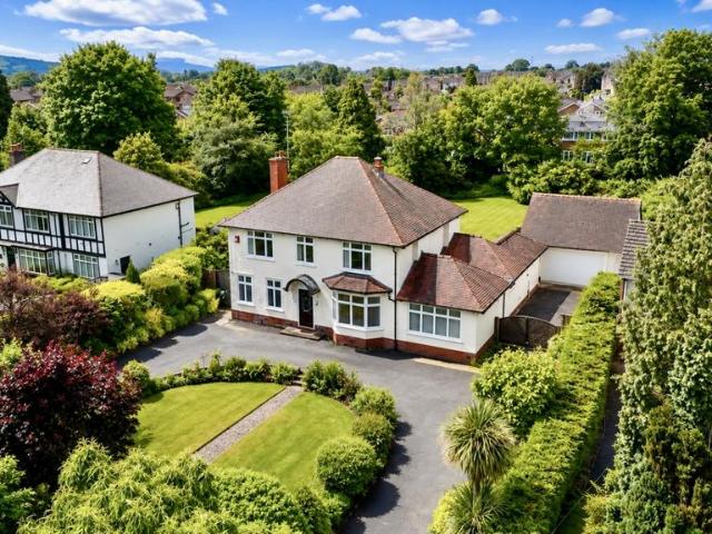 House for sale in Ivy Meade, Macclesfield