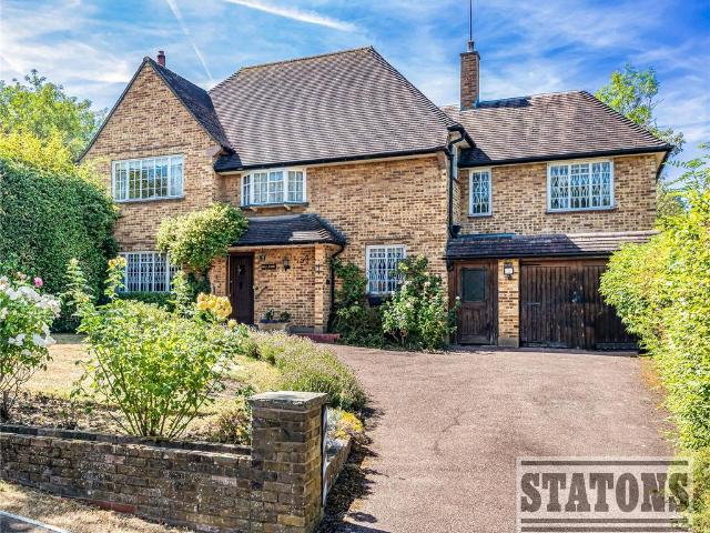 House for sale in London Borough of Barnet, Greater London