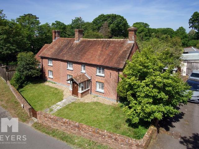 House for sale in Poulner, Ashurst Bridge