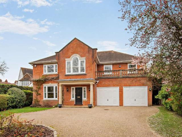 House for sale in Gerrards Cross, Denham