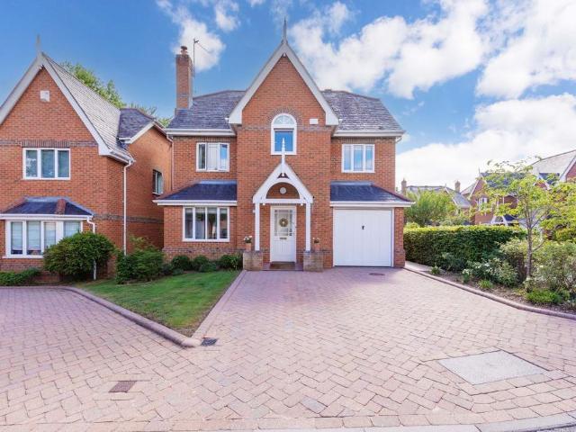 House for sale in Furze Platt, Maidenhead