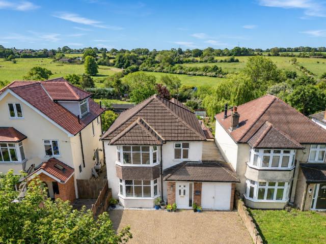 House for sale in Pouchen End, Hertfordshire