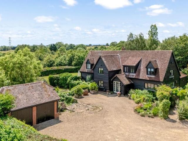 House for sale in Horsham, West Sussex