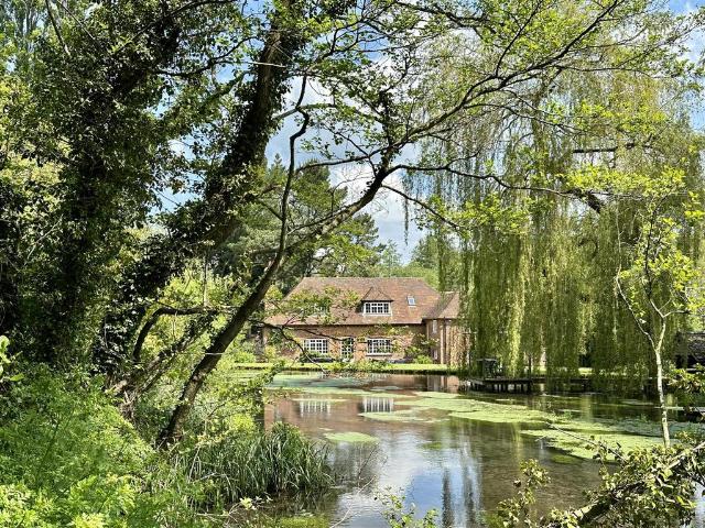 House for sale in Andwell, Basingstoke and Deane