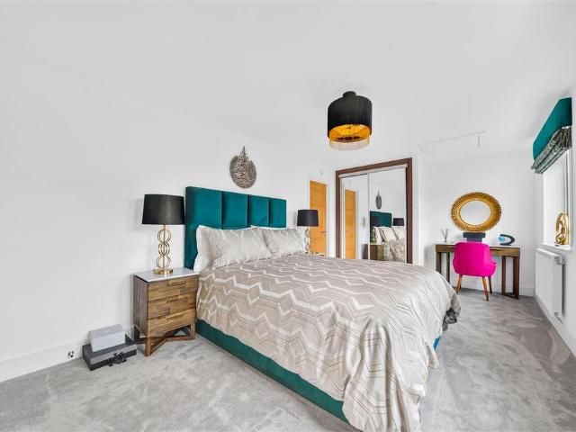 House for sale in Greater London