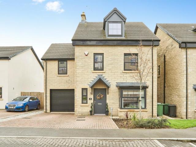 House for sale in Fulneck, West Yorkshire
