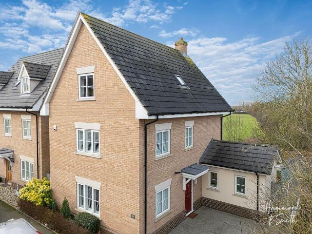 House for sale in Ivy Chimneys, Epping