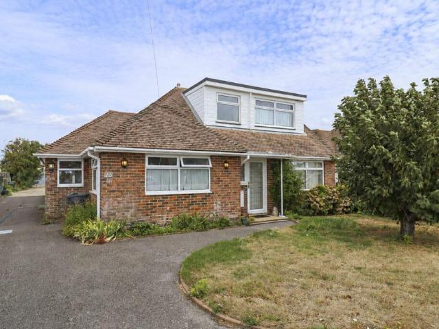 House for sale in Spring Vale, Hampshire