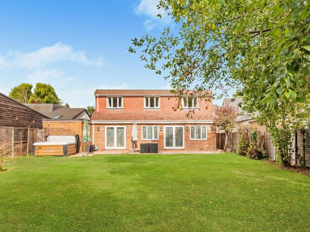House for sale in Woodside, Winkfield