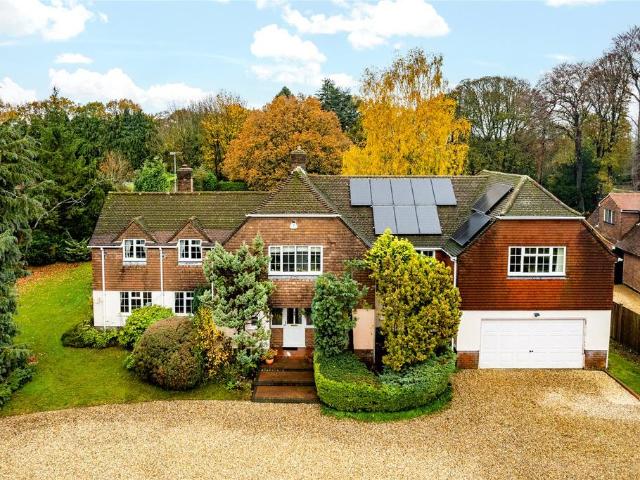 House for sale in Little Missenden, Little Kingshill