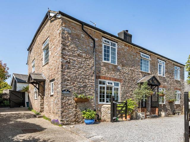House for sale in Ipplepen, Teignbridge