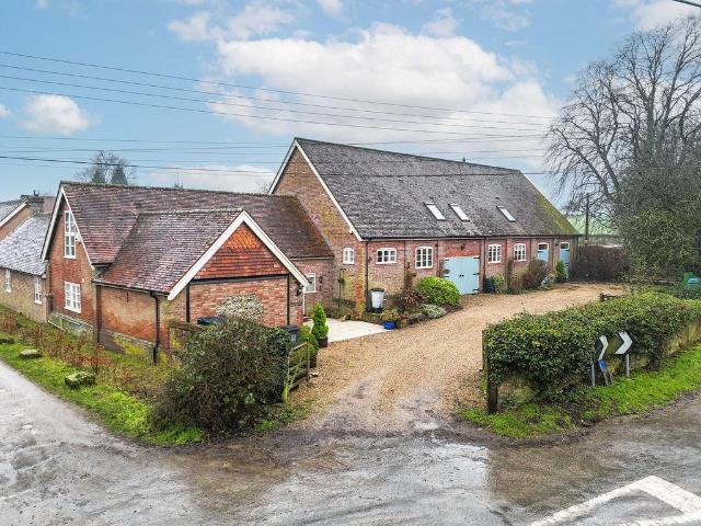 House for sale in Pouchen End, Hertfordshire