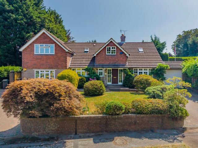 House for sale in Crowborough Warren, Cross In Hand